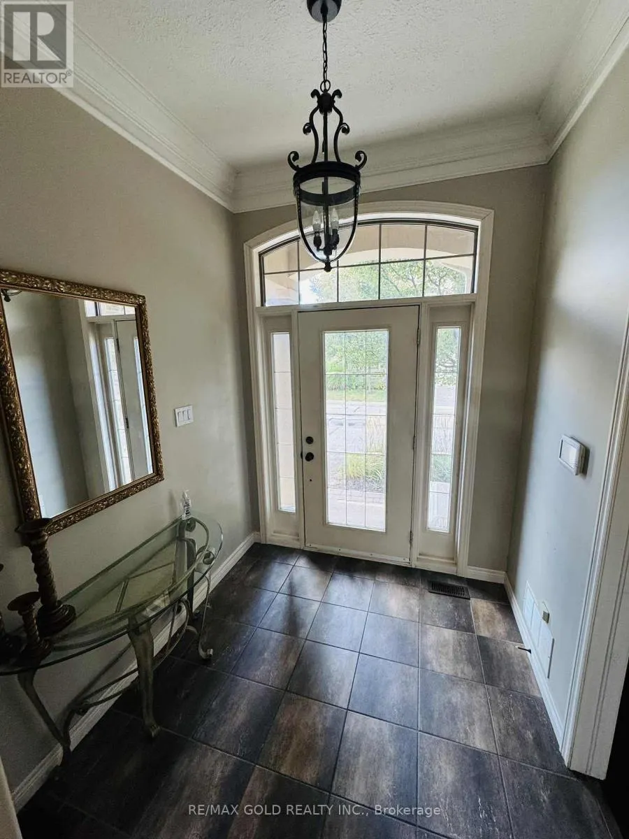 #10 - 68 FAIRVIEW DRIVE