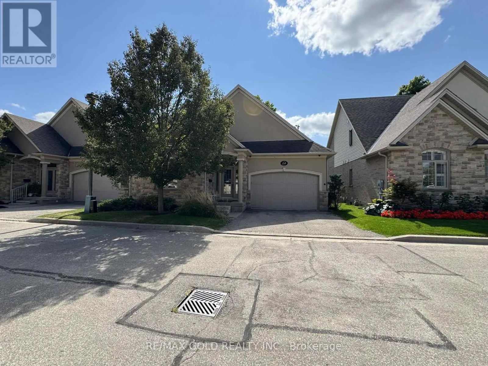 #10 - 68 FAIRVIEW DRIVE