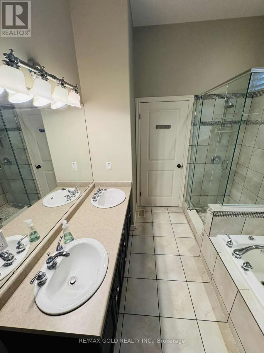 #10 - 68 FAIRVIEW DRIVE