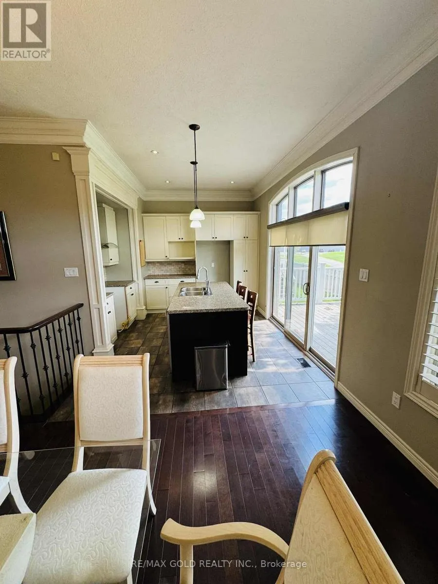 #10 - 68 FAIRVIEW DRIVE