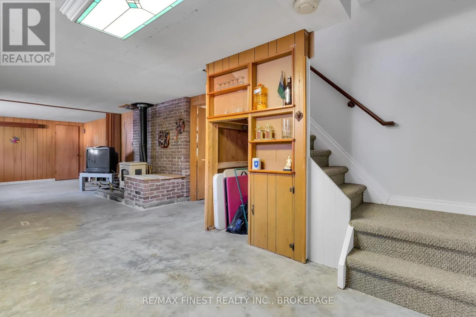 3961 WATERFALL LANE