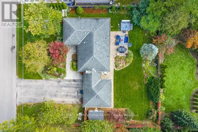 32 PARKER AVENUE
