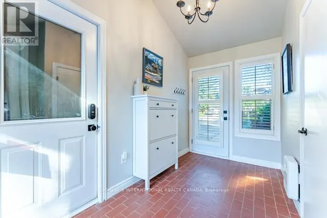 32 PARKER AVENUE