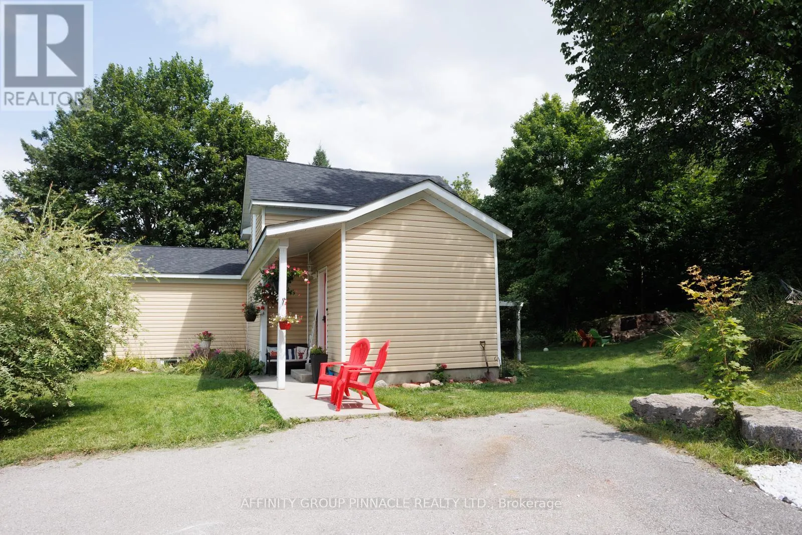 3462 MONCK ROAD