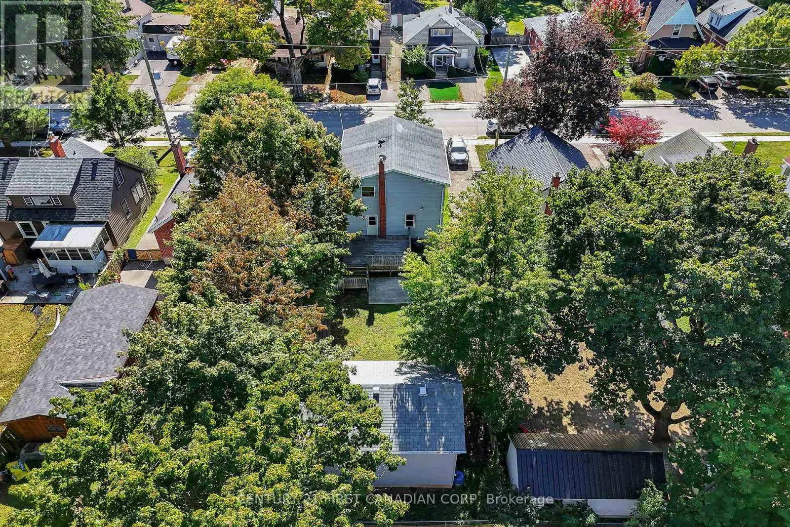 42 BRISCOE STREET E