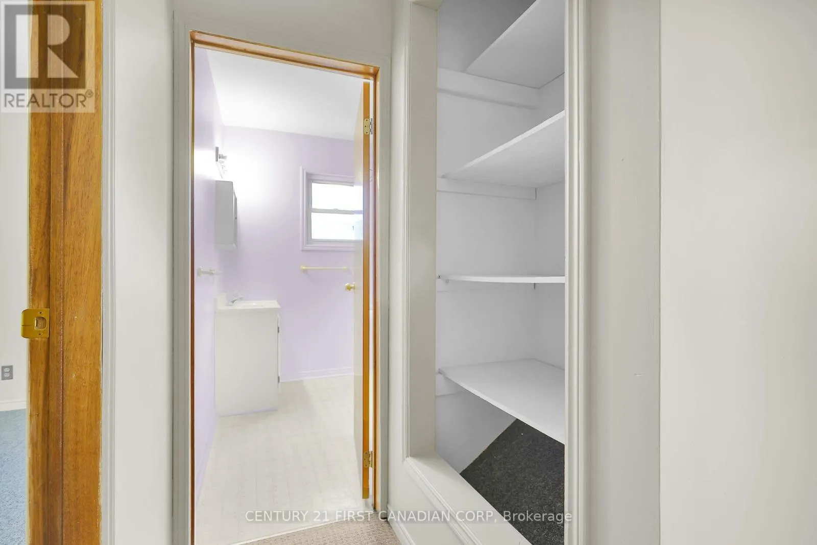 42 BRISCOE STREET E