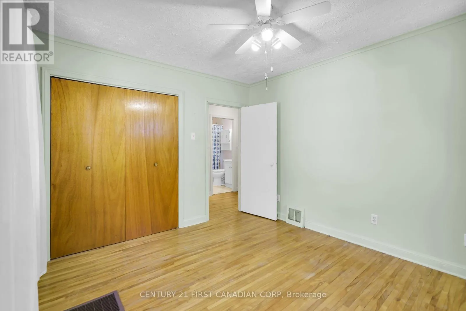 42 BRISCOE STREET E