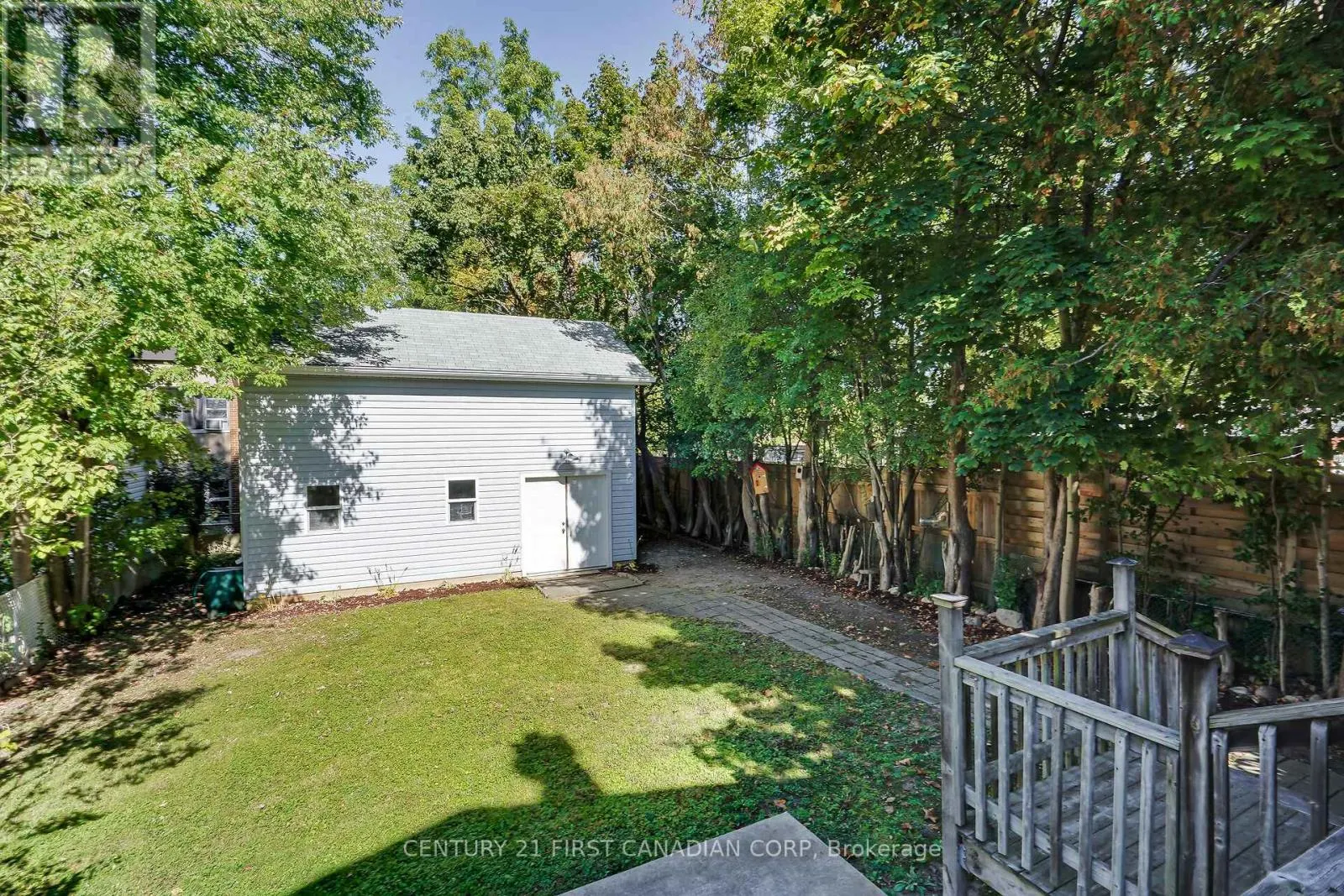 42 BRISCOE STREET E