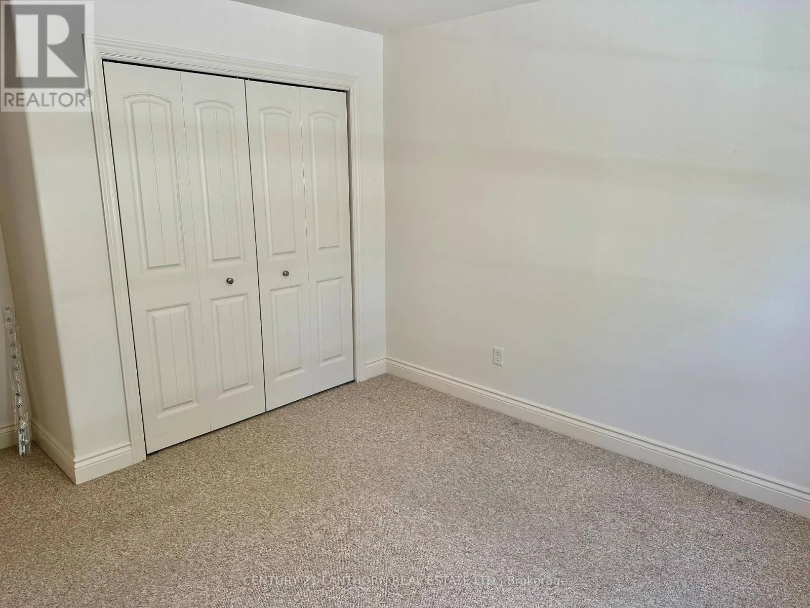 3 - 494 METCALF STREET, #3