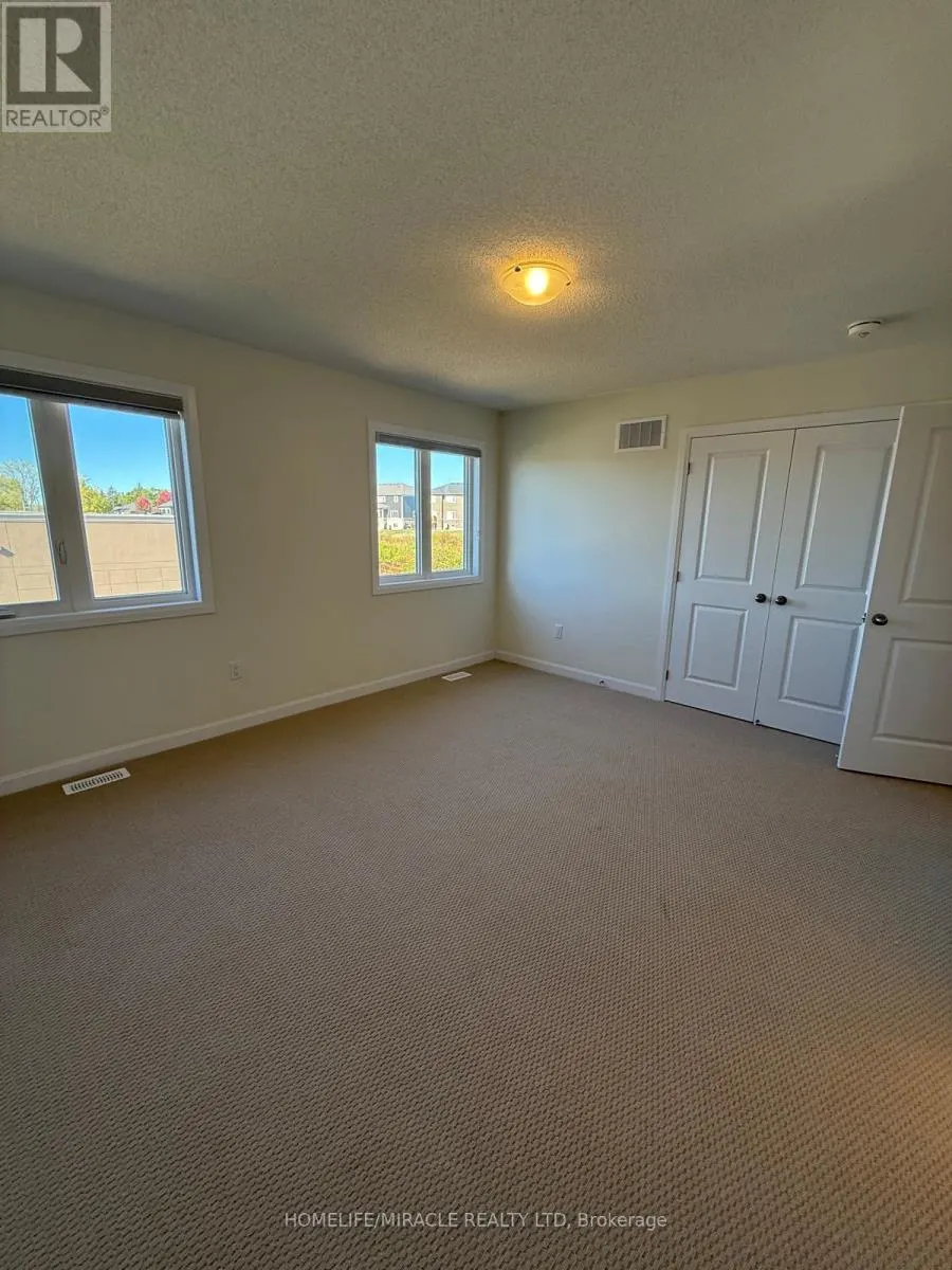 109 WINDERMERE BOULEVARD