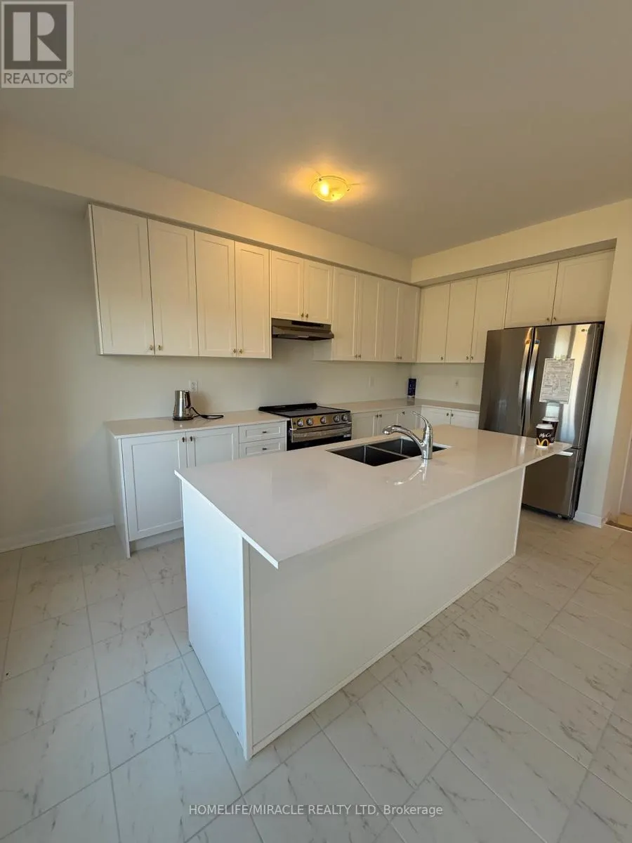 109 WINDERMERE BOULEVARD