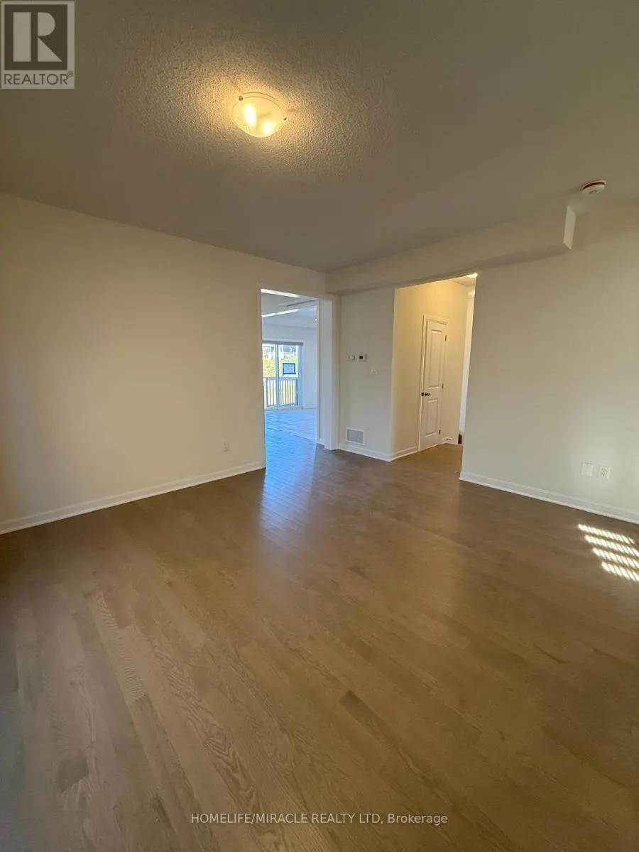 109 WINDERMERE BOULEVARD