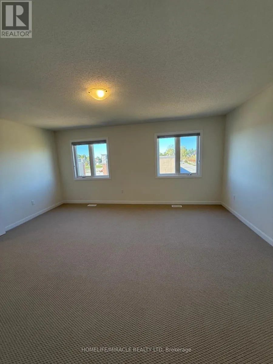 109 WINDERMERE BOULEVARD