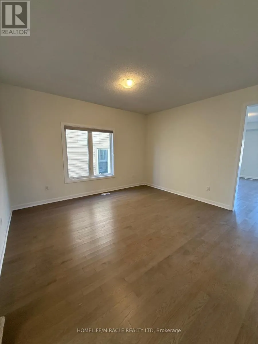 109 WINDERMERE BOULEVARD
