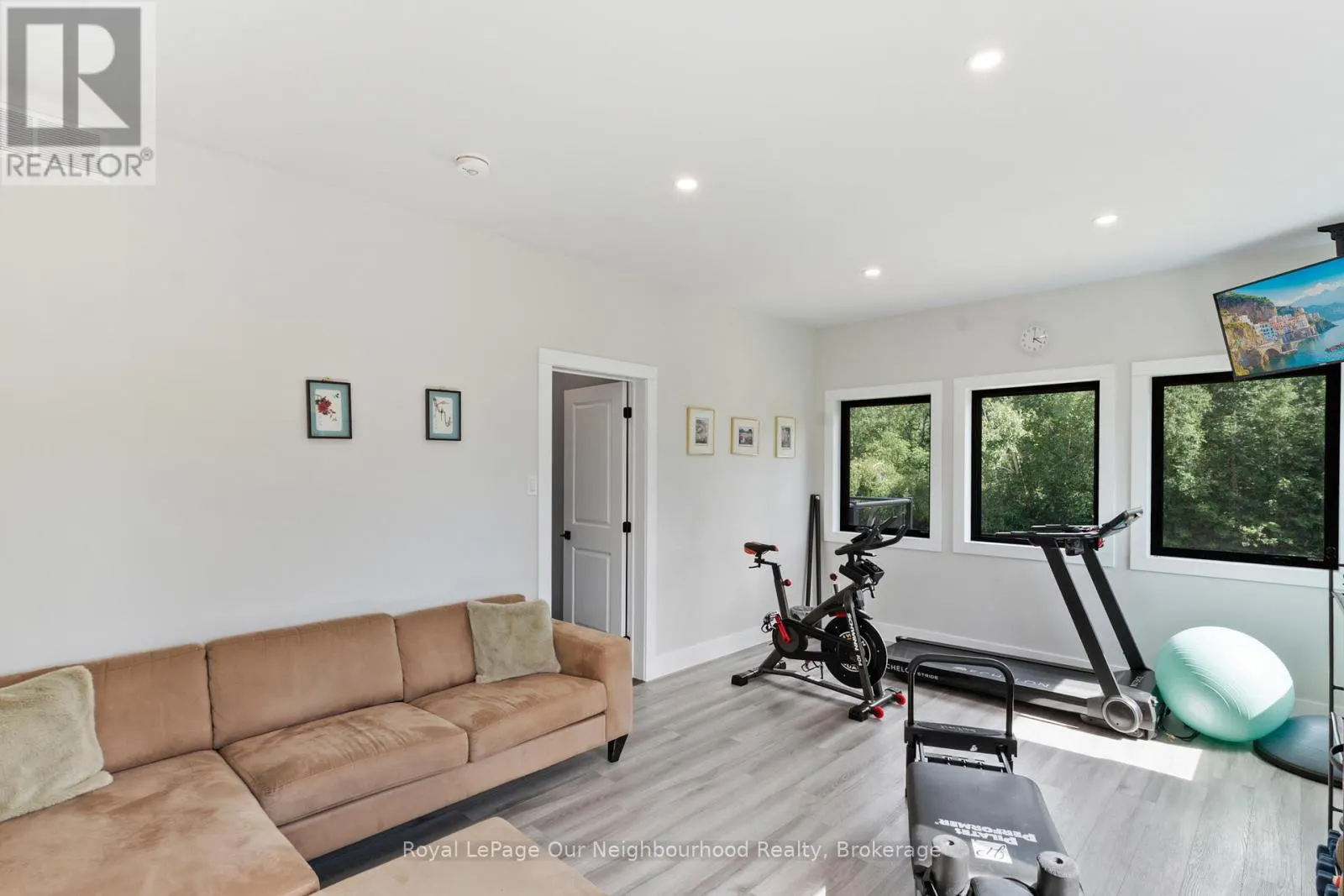 409 CONCESSION RD 8 W