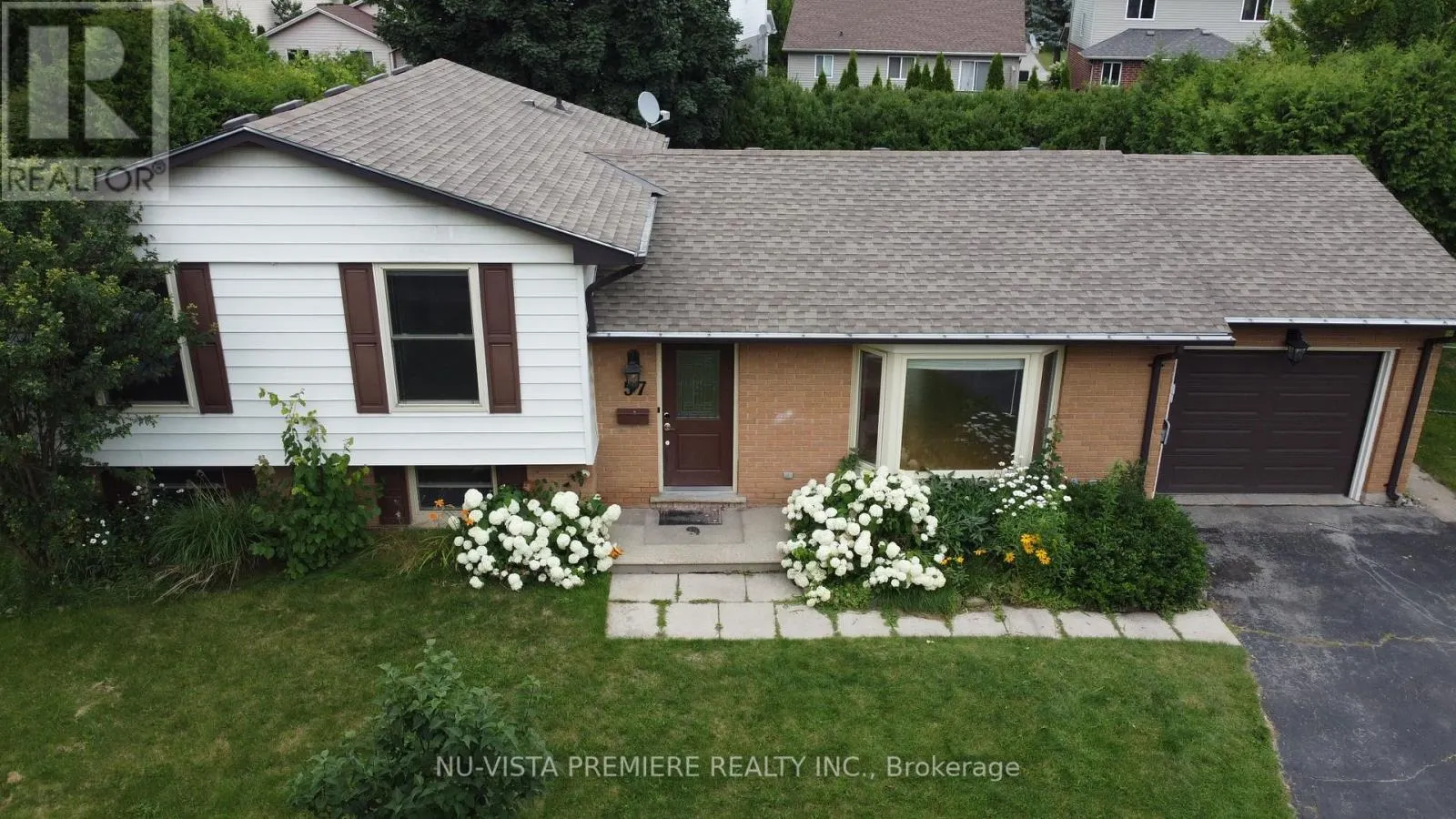 57 MCTAGGART CRESCENT