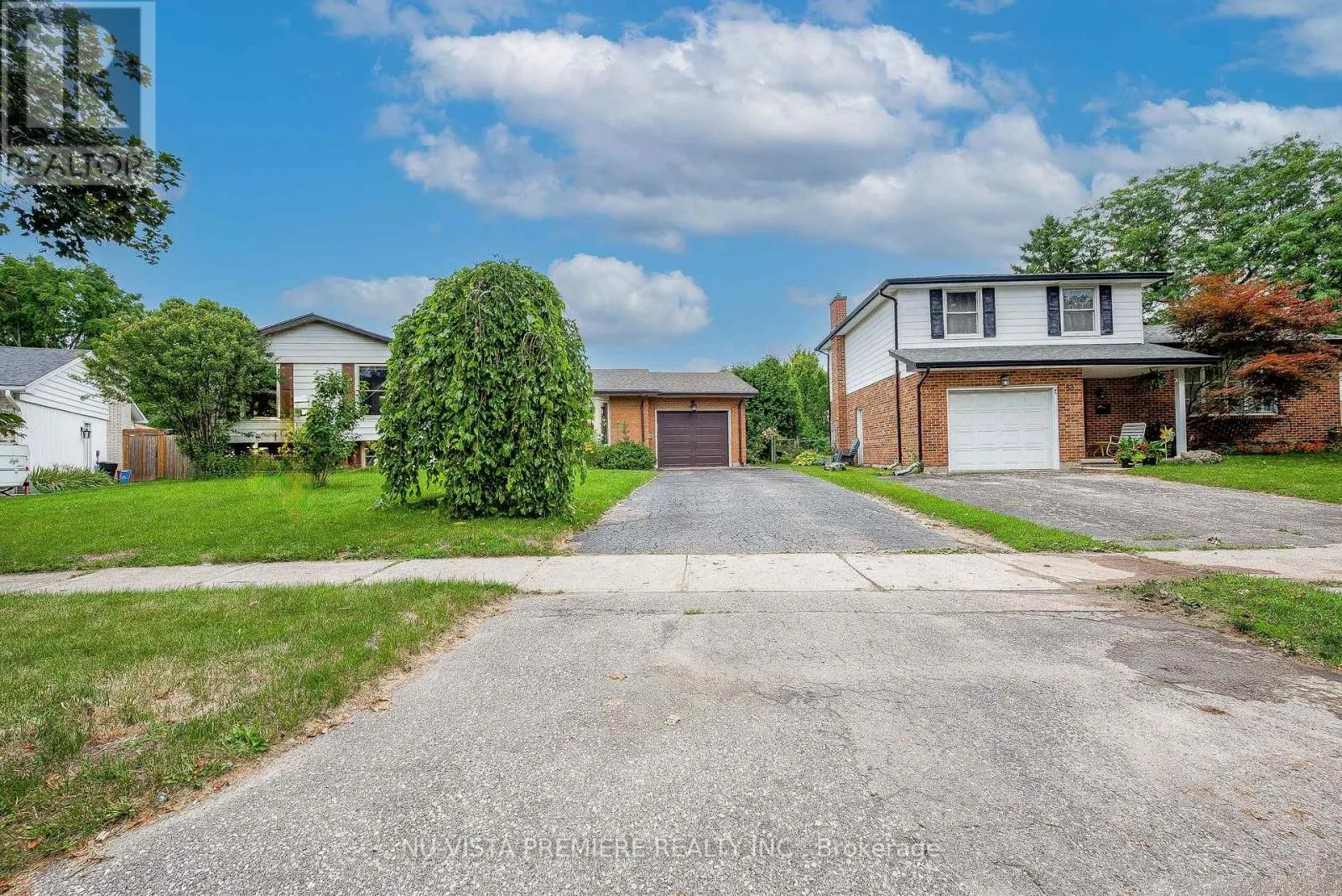 57 MCTAGGART CRESCENT