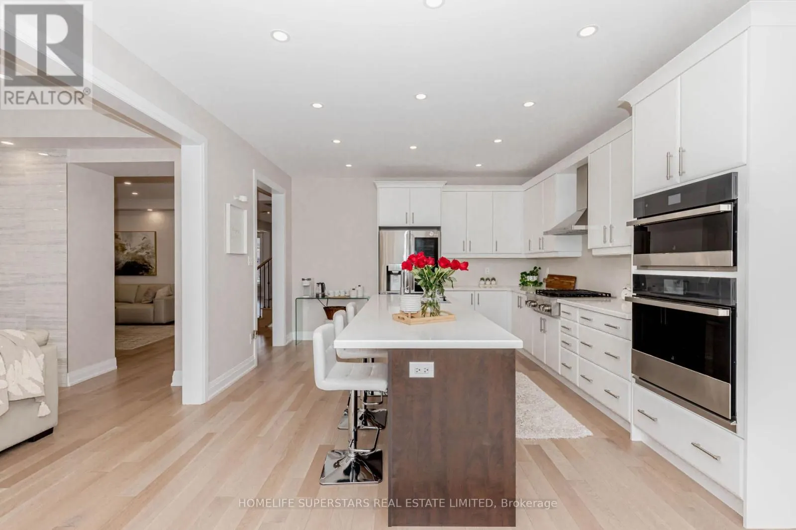 108 OAK AVENUE E