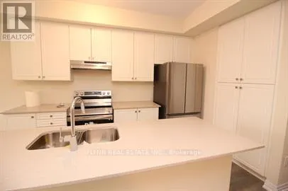 23 - 185 BEDROCK DRIVE