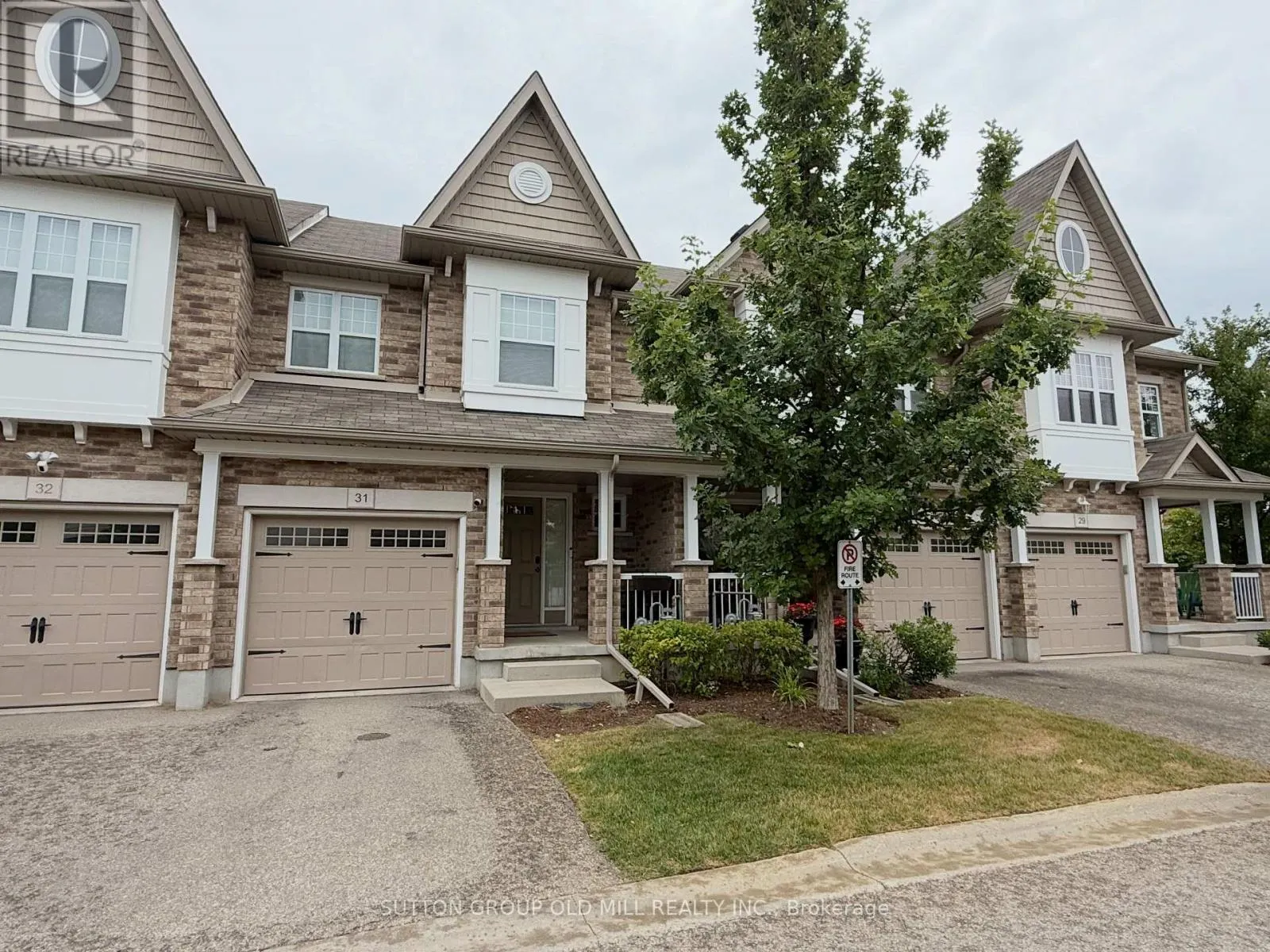 31 - 167 ARKELL ROAD