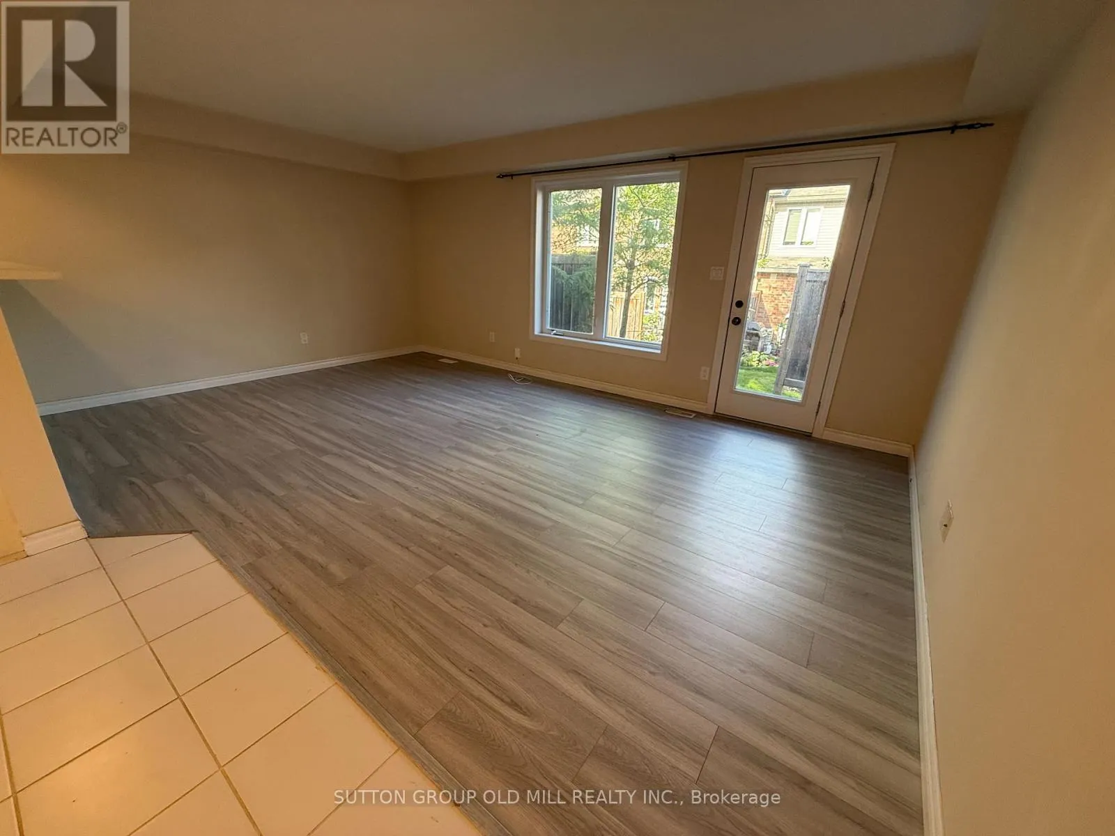 31 - 167 ARKELL ROAD