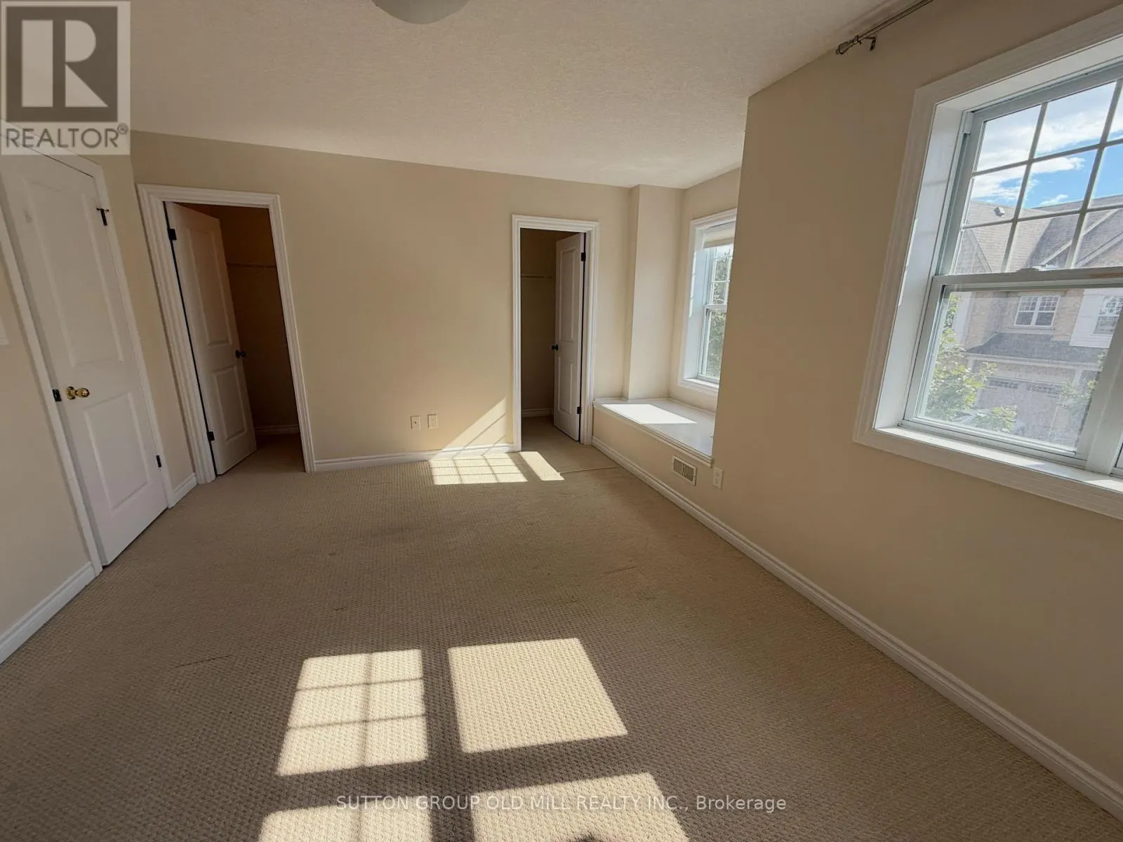 31 - 167 ARKELL ROAD