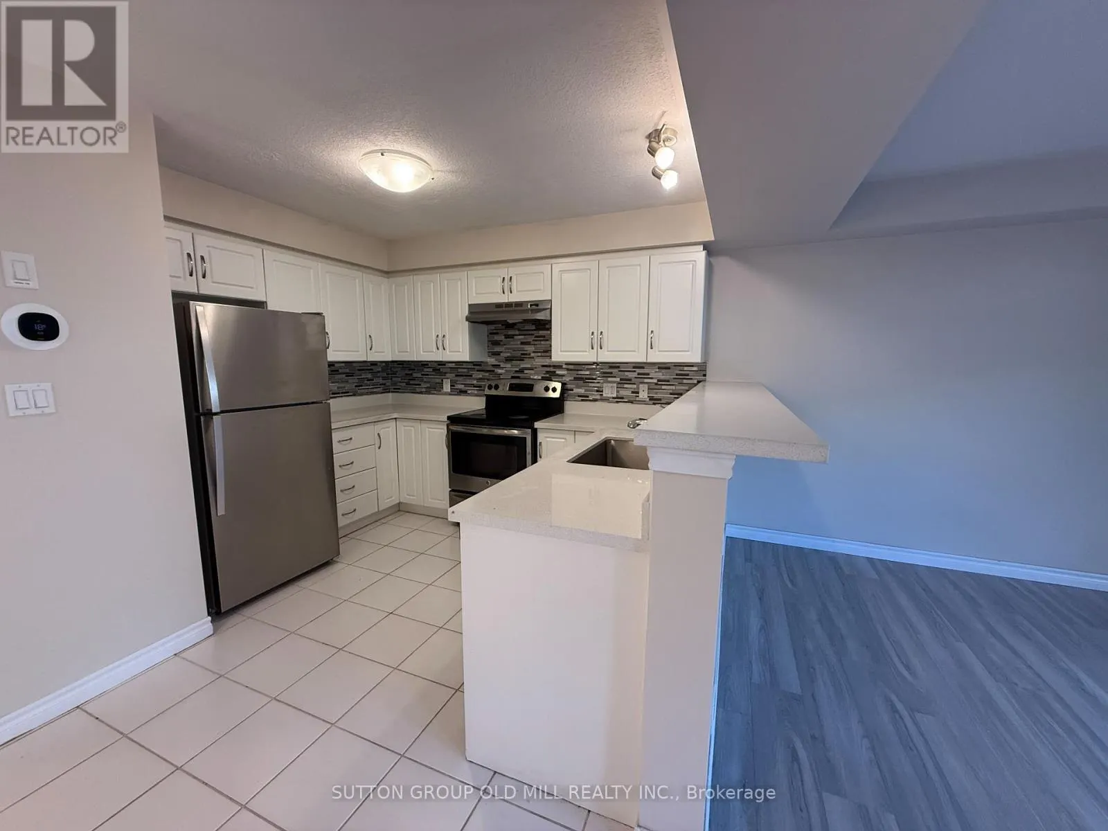 31 - 167 ARKELL ROAD