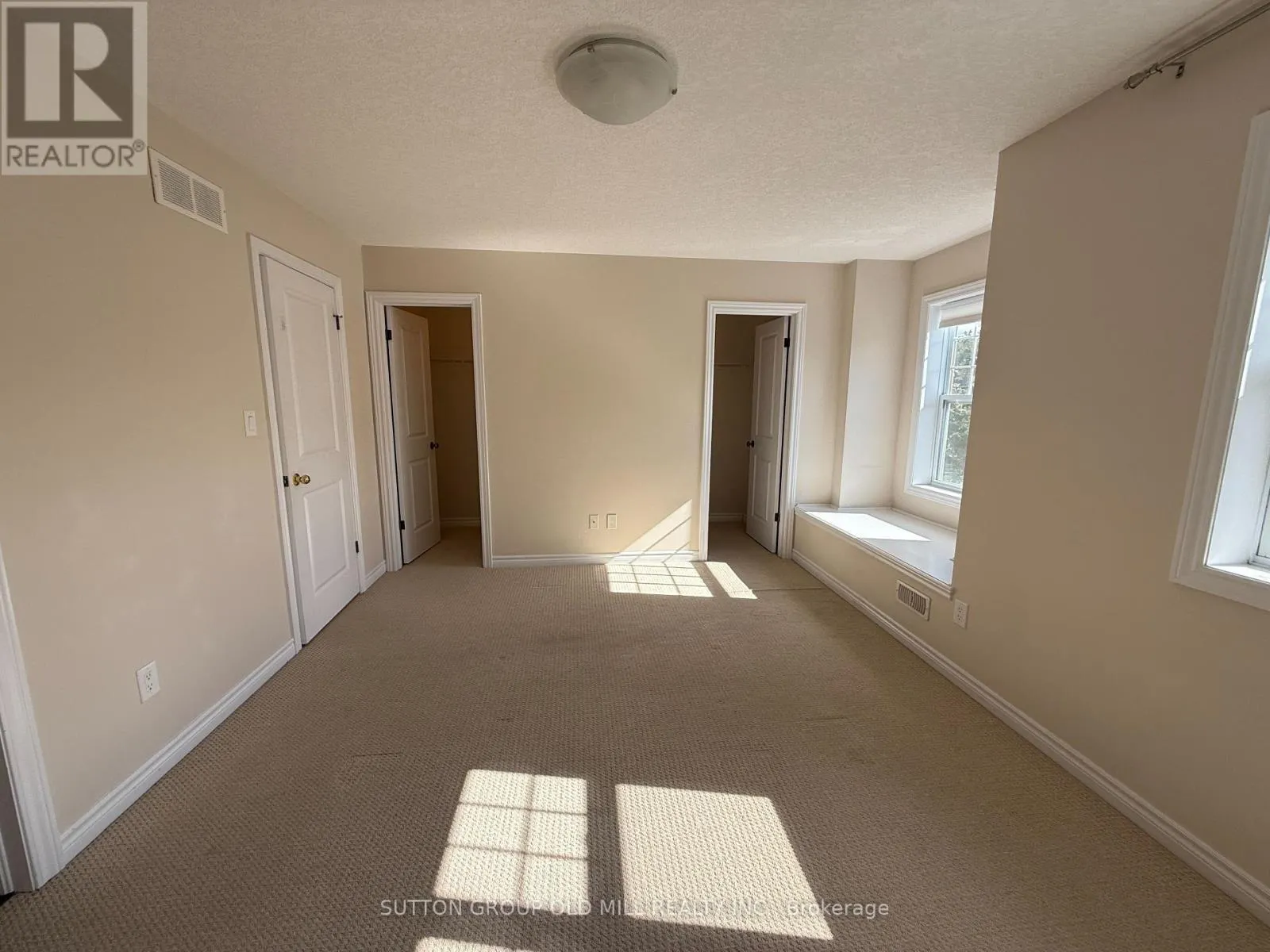 31 - 167 ARKELL ROAD