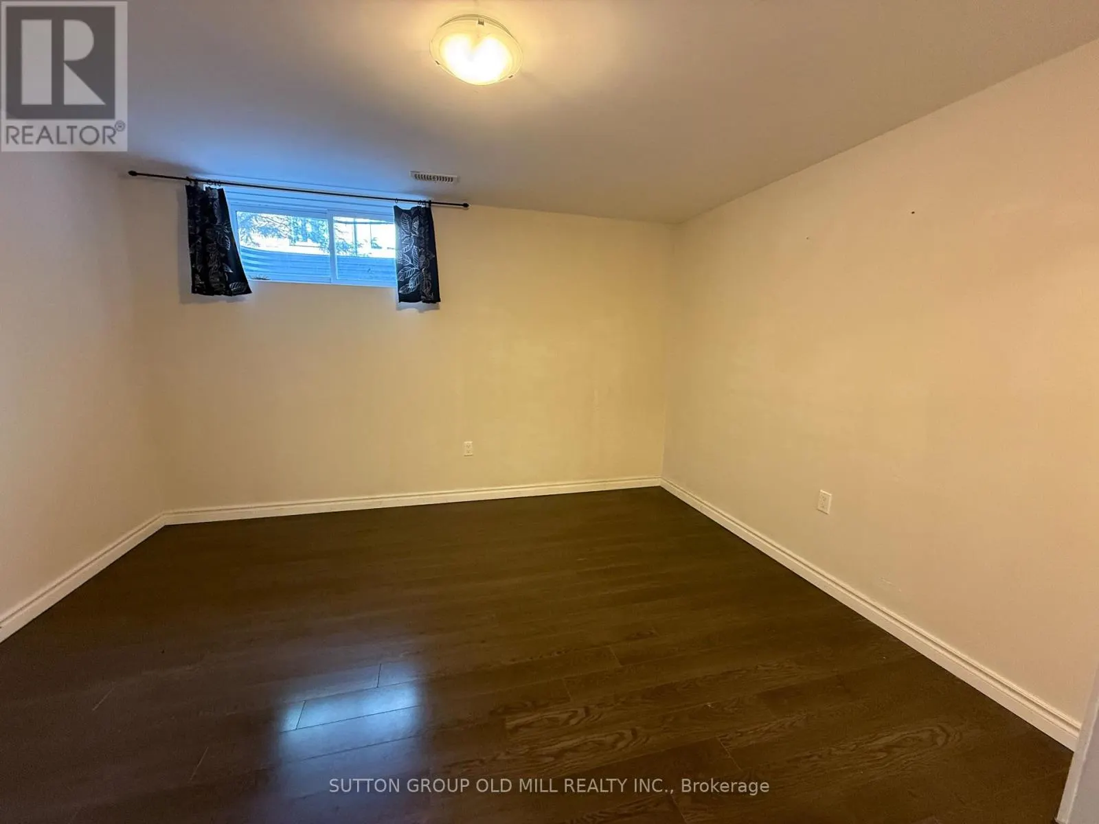 31 - 167 ARKELL ROAD