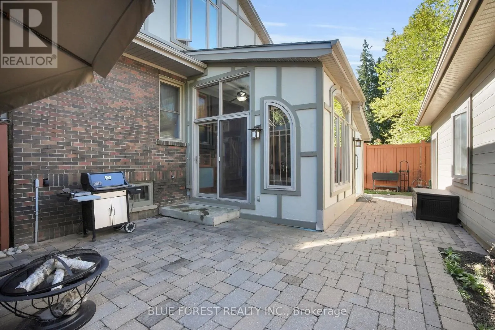 281 CATHCART STREET