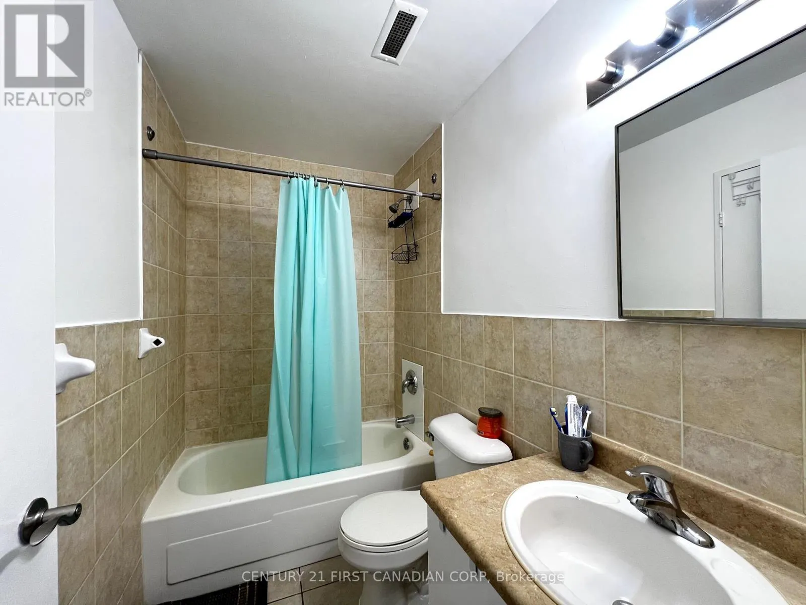 612 - 583 MORNINGTON AVENUE, #612