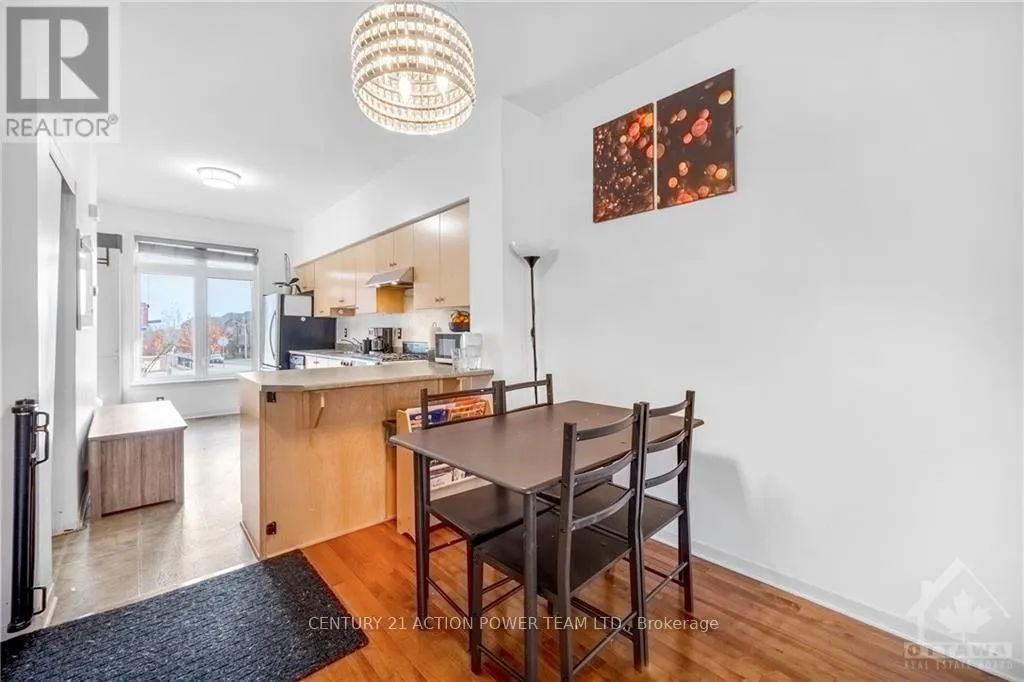28 - 799 MONTREAL ROAD