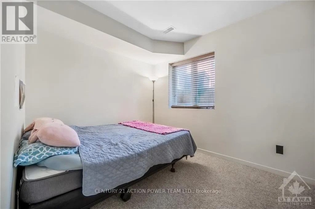 28 - 799 MONTREAL ROAD