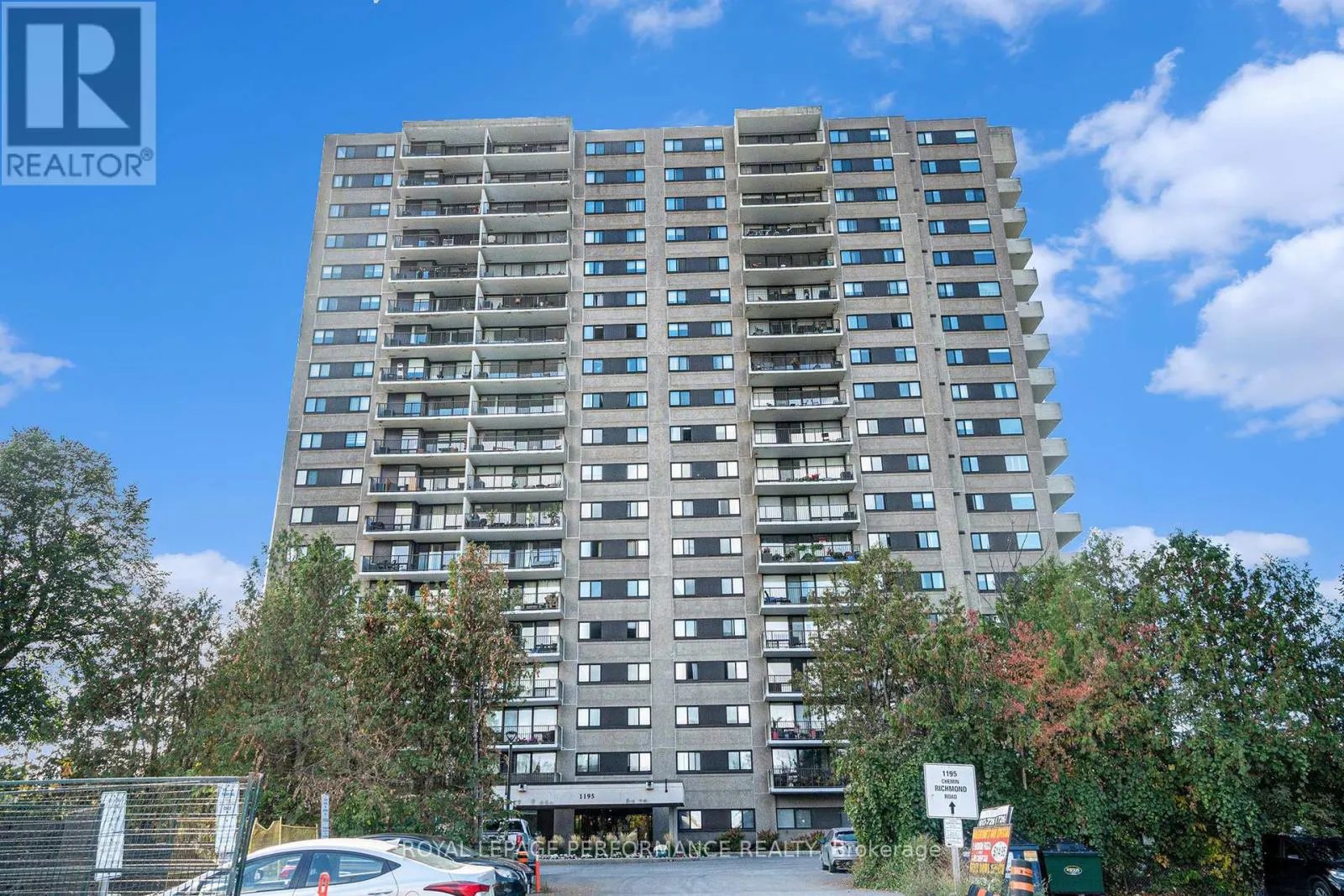 1508 - 1195 RICHMOND ROAD