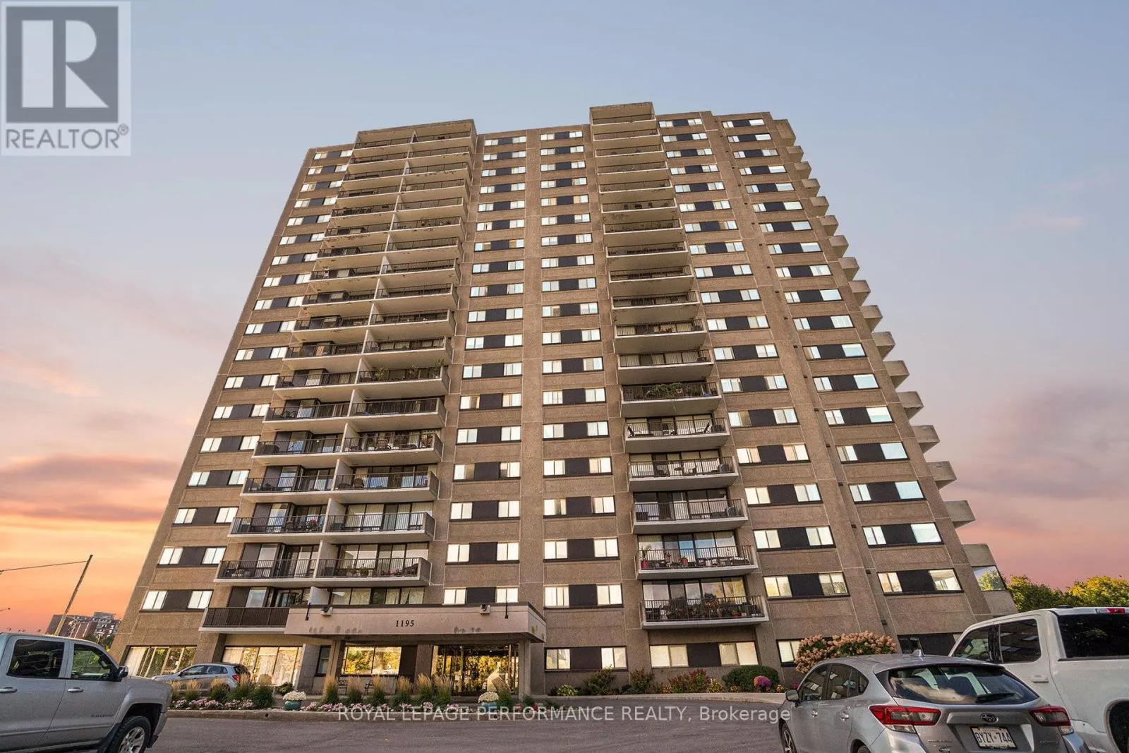 1508 - 1195 RICHMOND ROAD