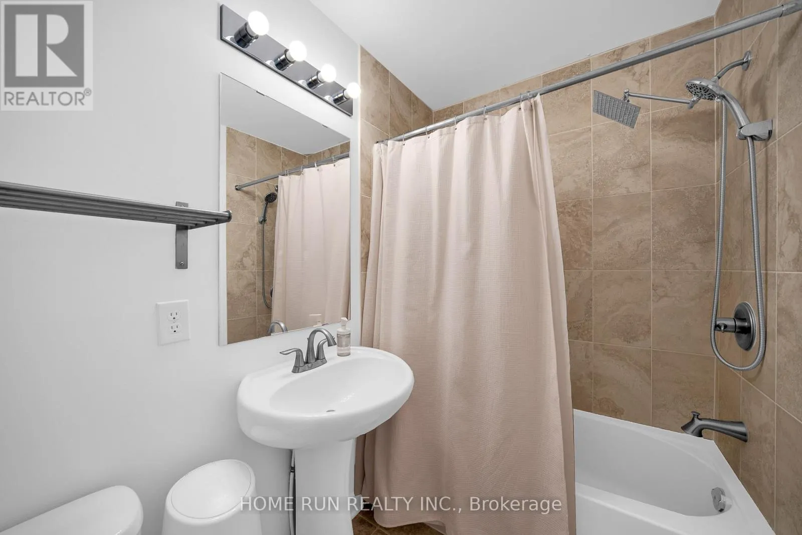 527 SIMRAN PRIVATE