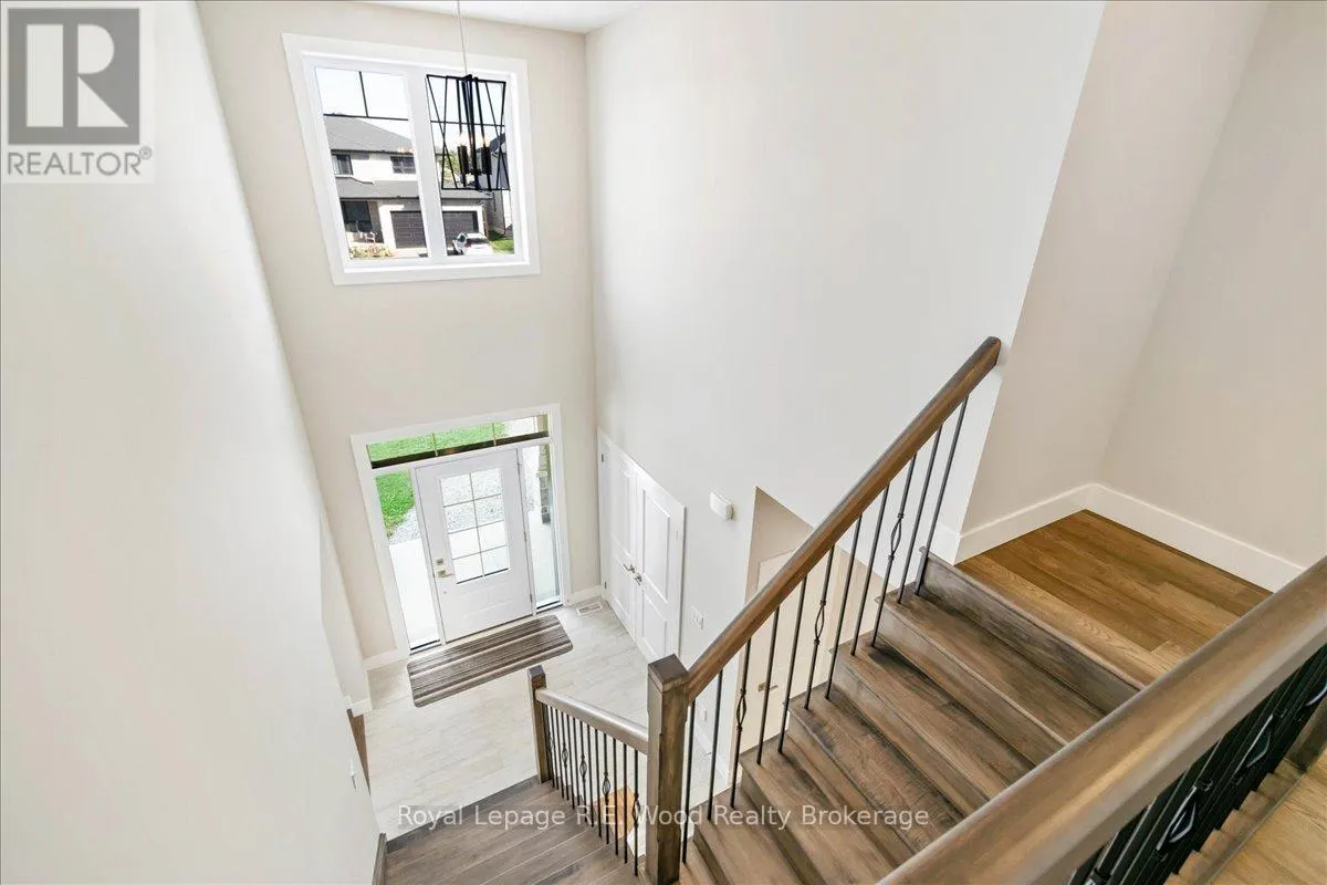61 SUNVIEW DRIVE