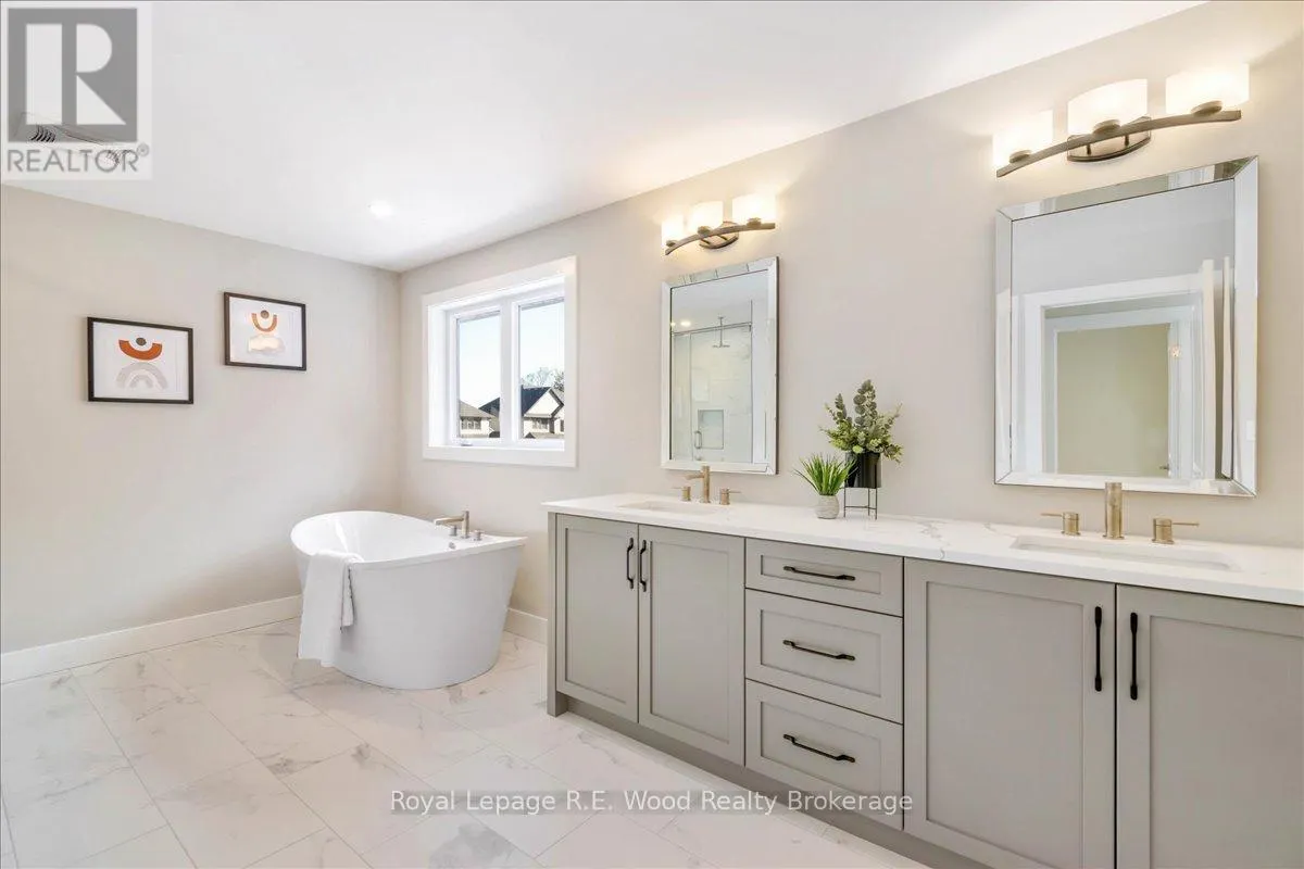 61 SUNVIEW DRIVE