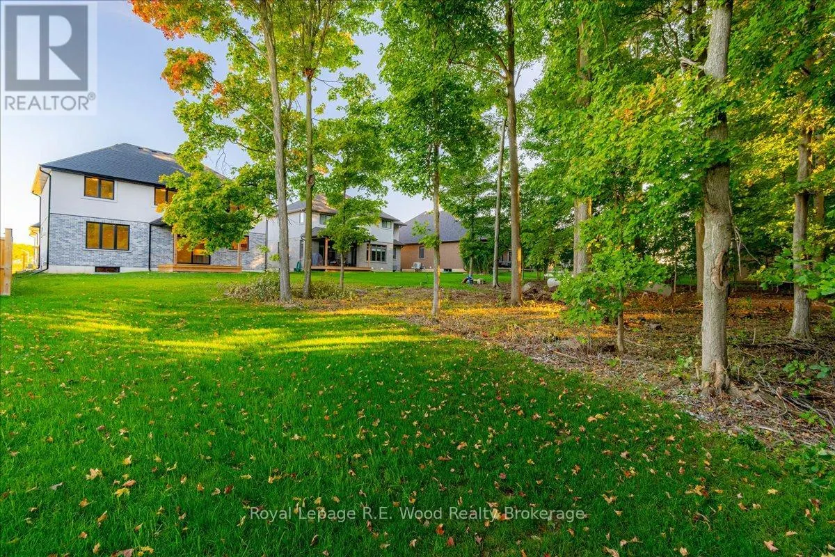 61 SUNVIEW DRIVE