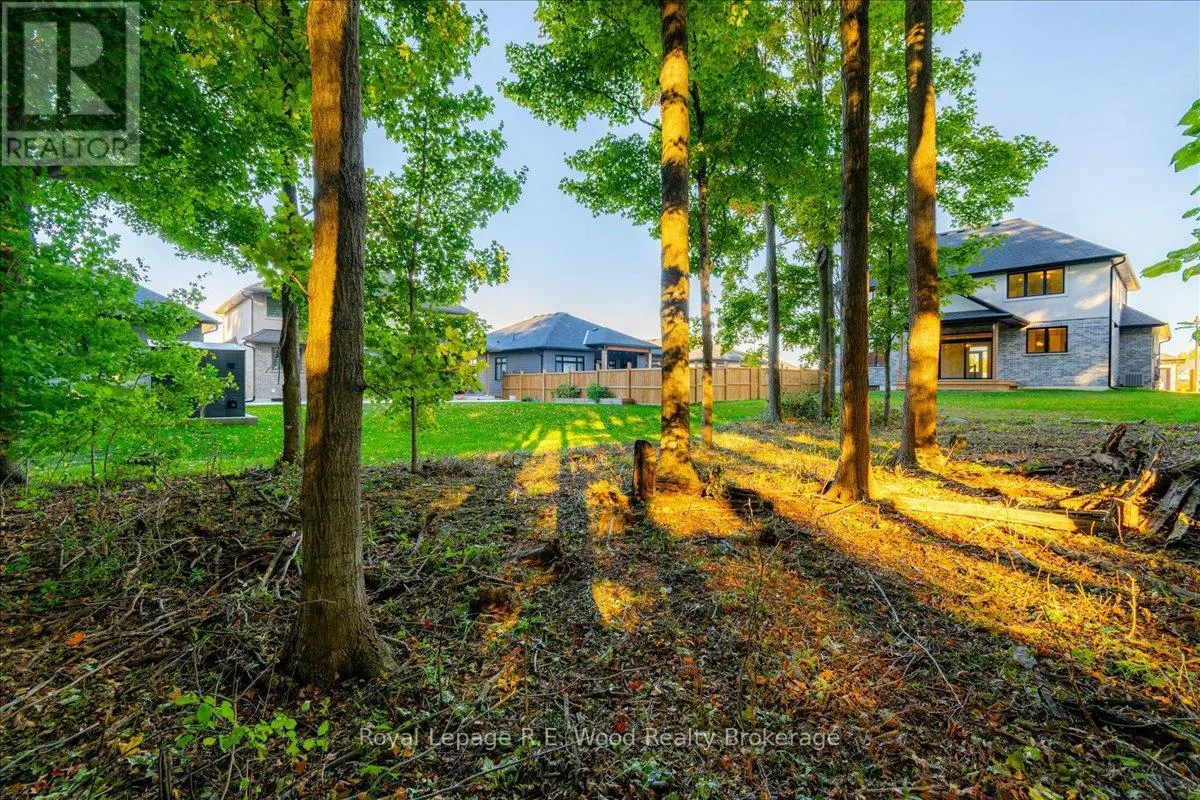 61 SUNVIEW DRIVE