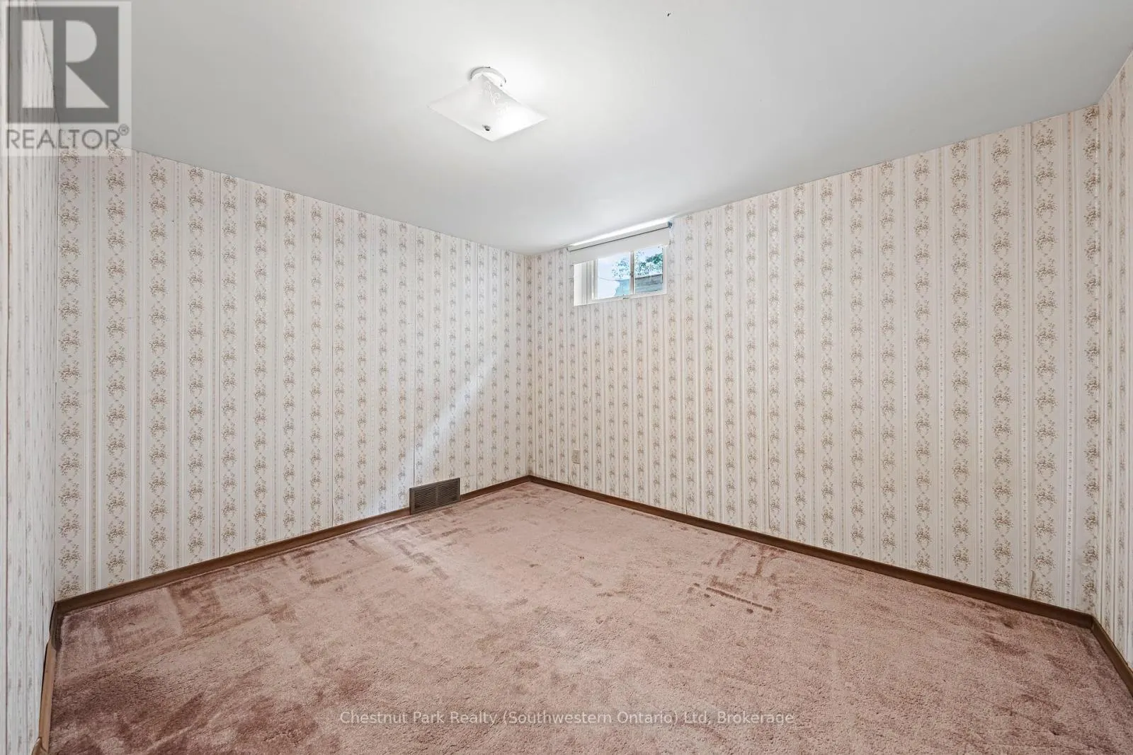 29 RIDGEWOOD AVENUE