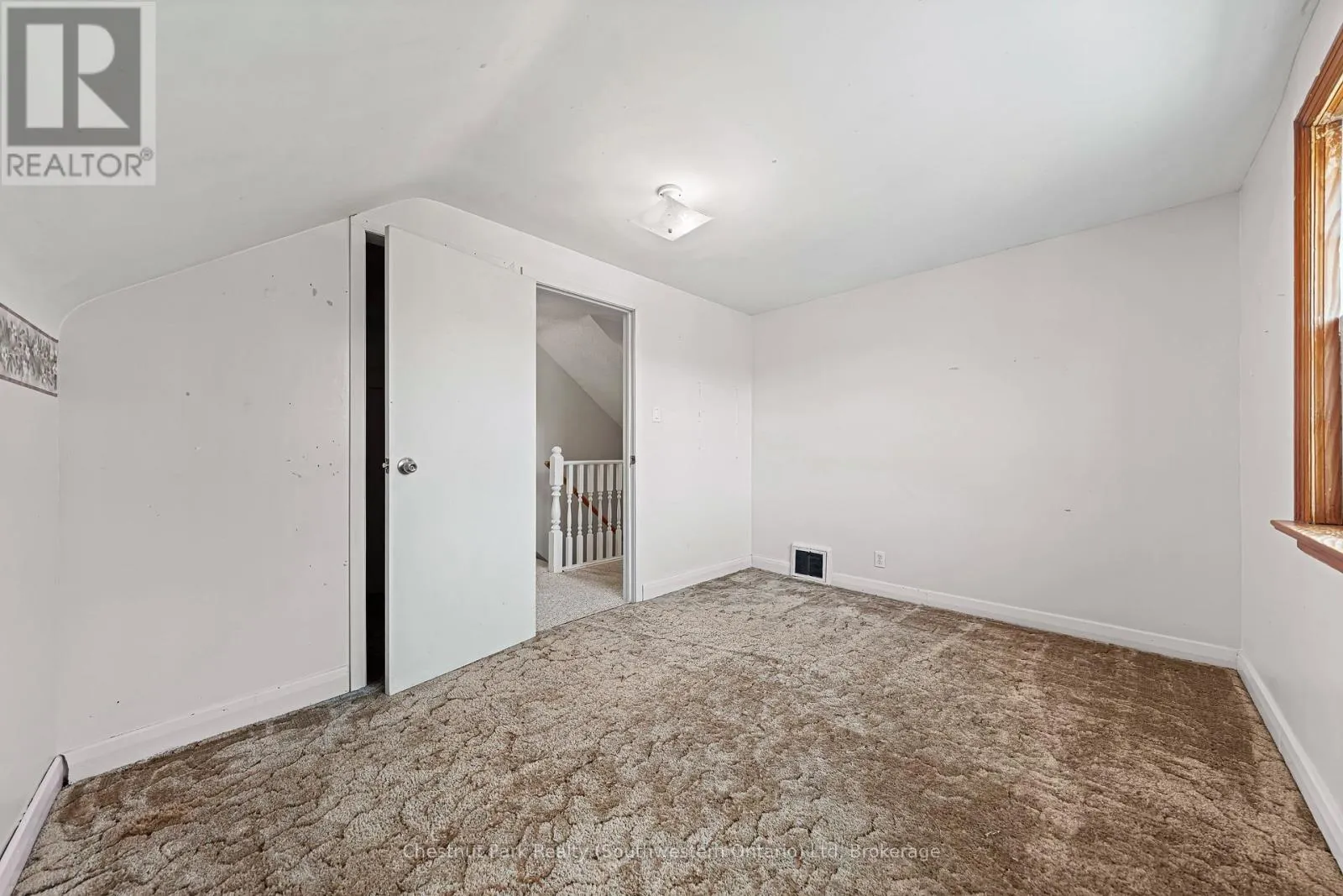 29 RIDGEWOOD AVENUE