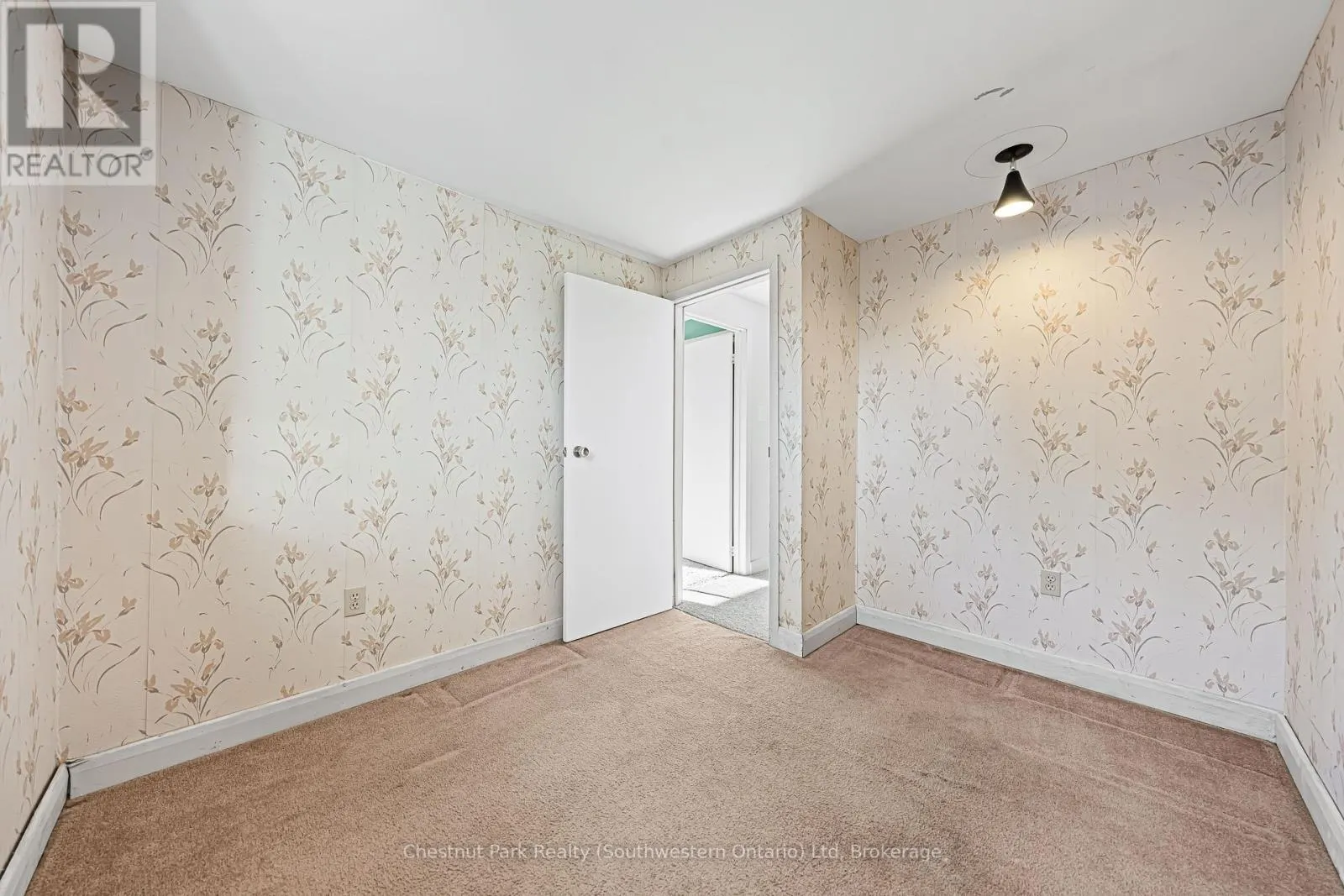 29 RIDGEWOOD AVENUE