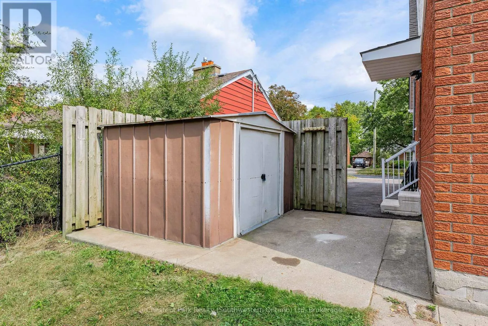 29 RIDGEWOOD AVENUE