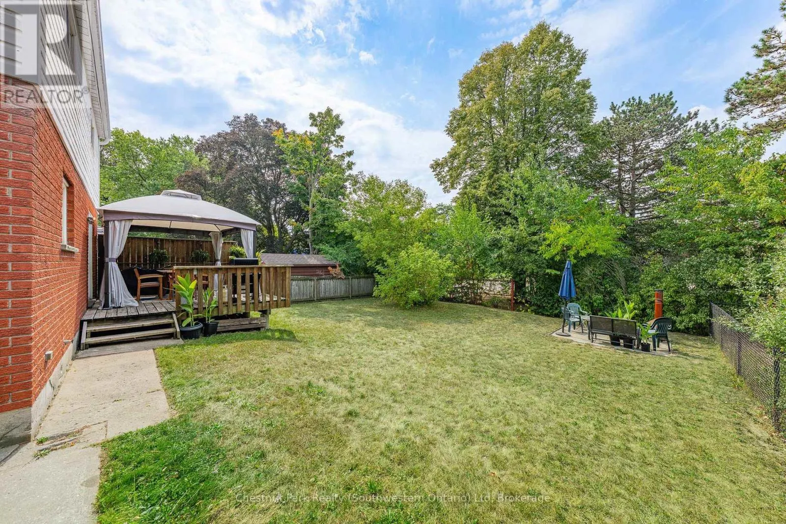 29 RIDGEWOOD AVENUE