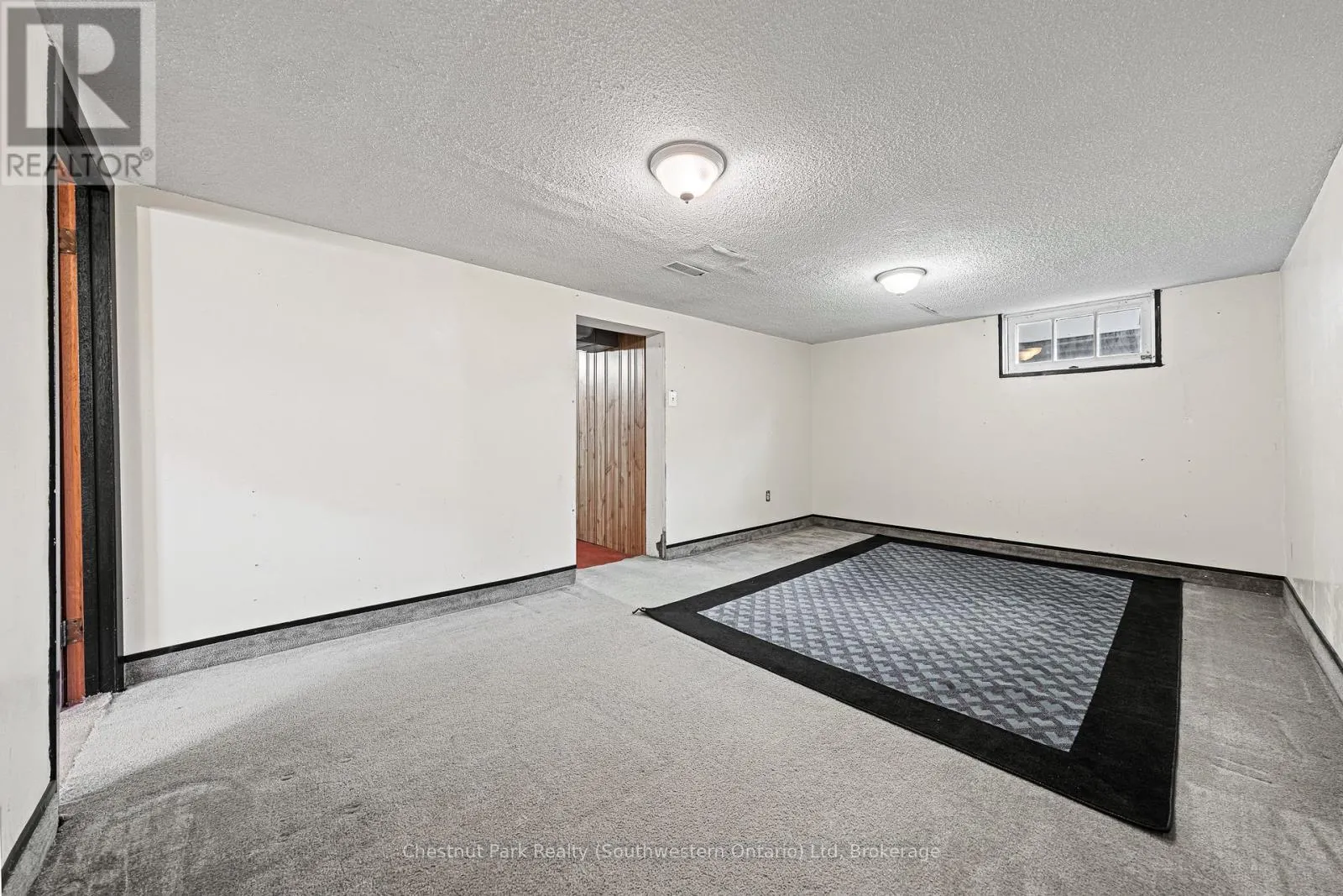 29 RIDGEWOOD AVENUE