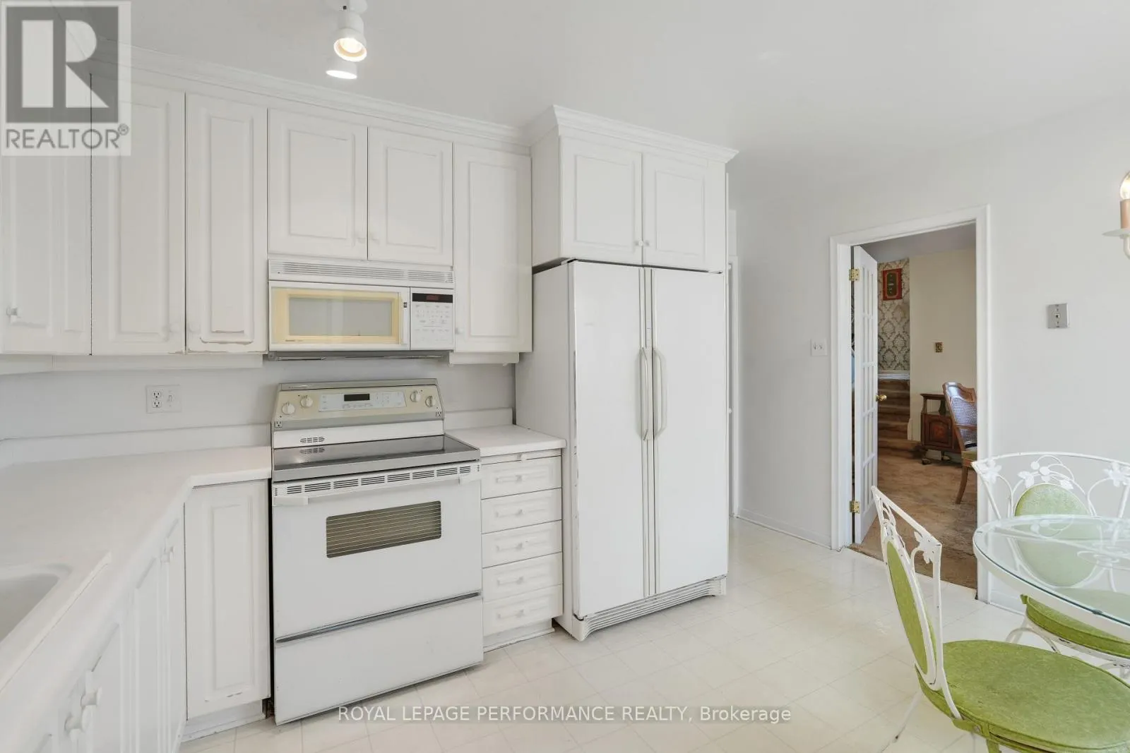 2194 HAIG DRIVE