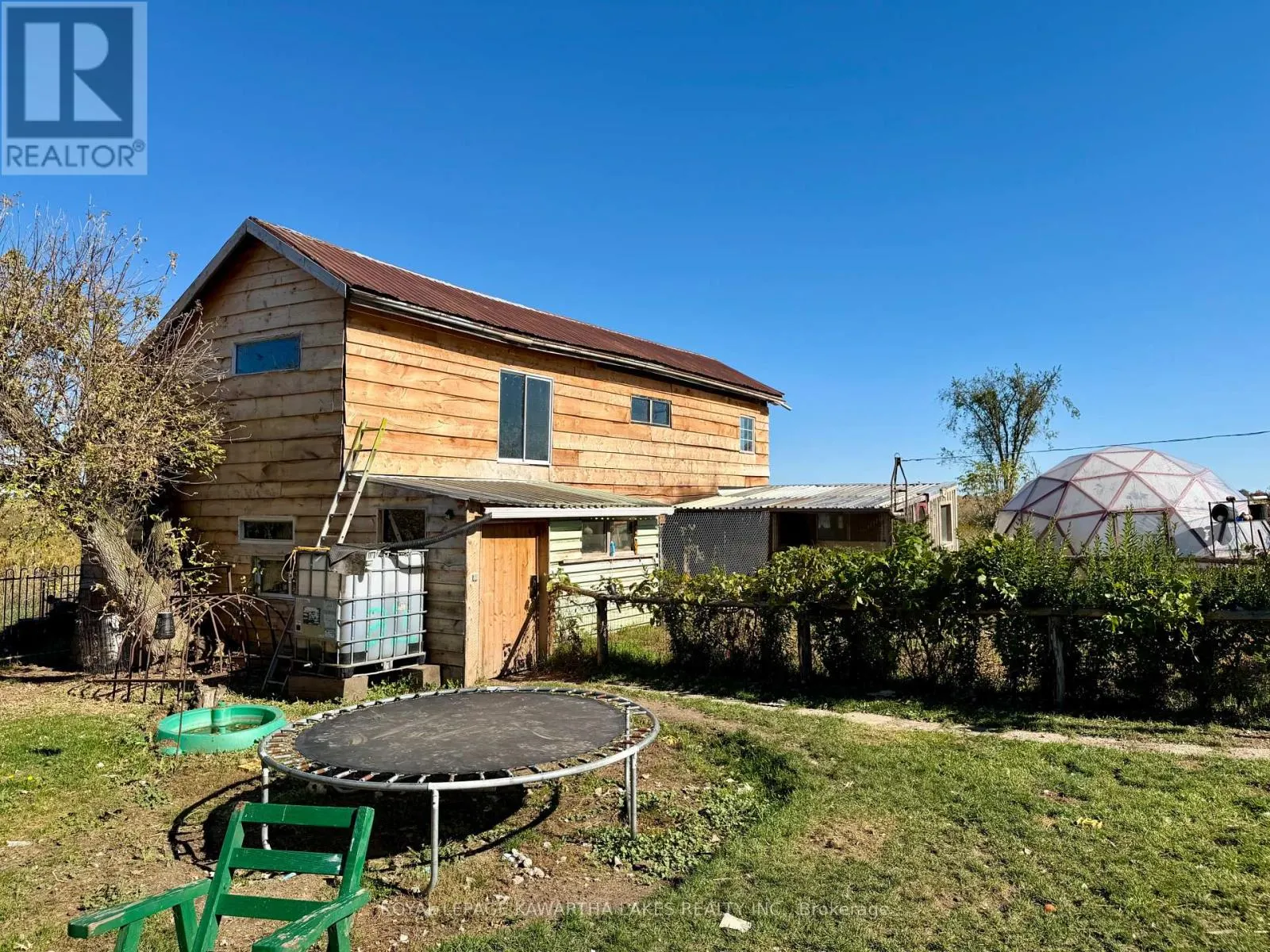 833 WOODVILLE ROAD