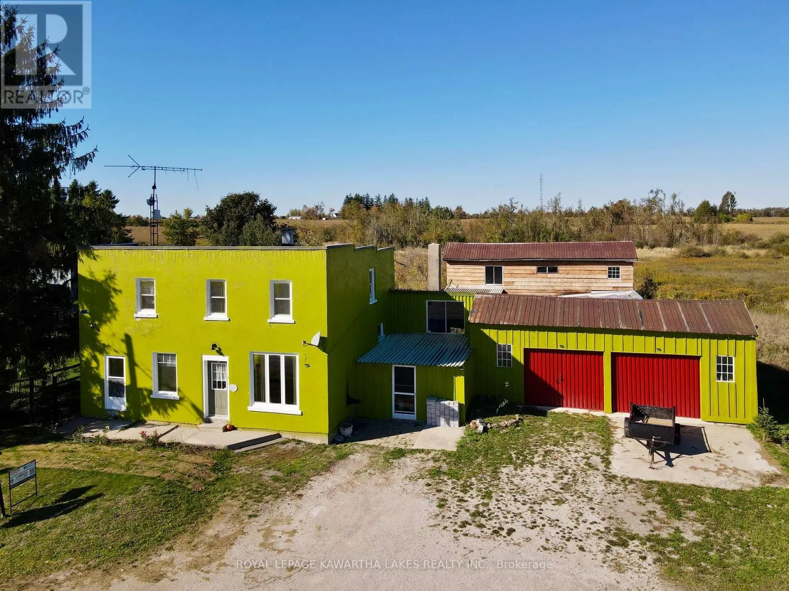 833 WOODVILLE ROAD