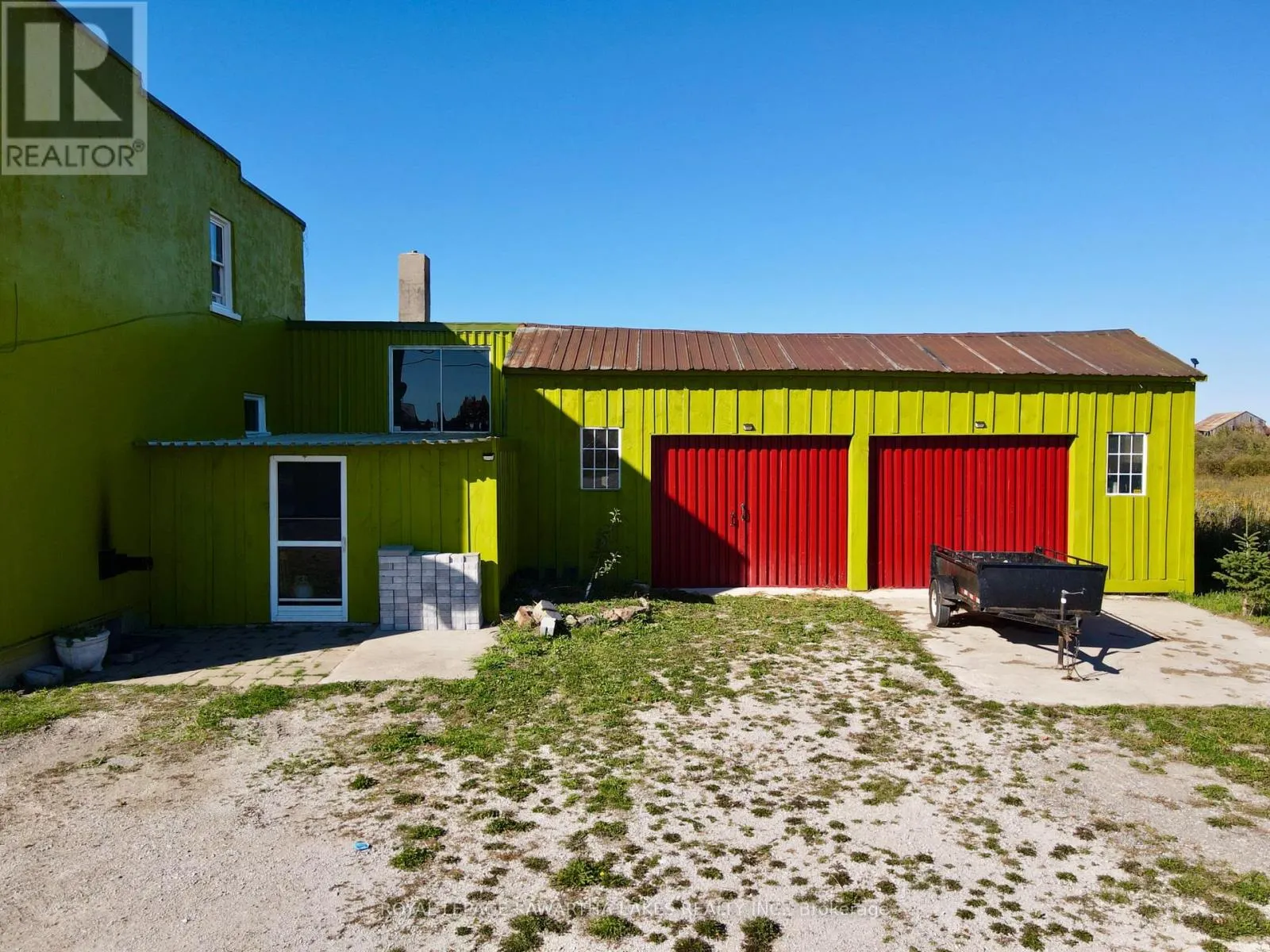 833 WOODVILLE ROAD